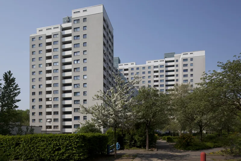 Ohne WBS - Gepflegte und helle Wohnung in der Kündigungsfrist — photo 1